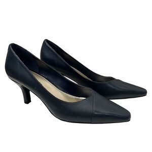 Easy Street Dark Navy Blue Tapered Almond Toe Pumps Heels Classic Office Siren 9